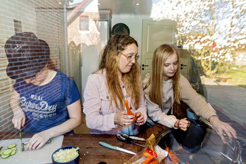 Efter julemærkehjem; familiehygge; Folkekirkens Familiestøtte